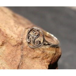 Bague Triskel Cerclé