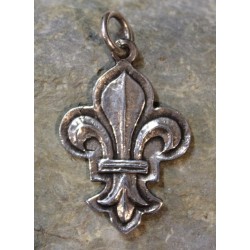 Pendentif de Fleur de l'Ys