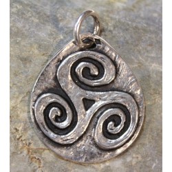 Pendentif Triskel