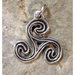 Pendentif Triskel Découpé